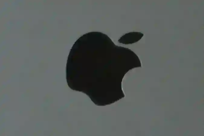Apple zabilježio oštar pad prodaje iPhonea, prihoda i dobiti