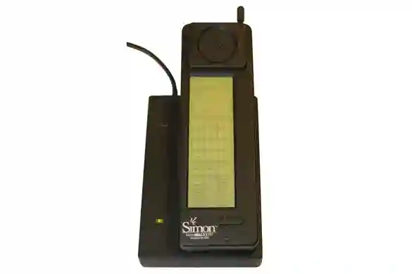 IBM-ov prvi pametni telefon Simon iz davne 1994. izložen u Londonskom muzeju znanosti