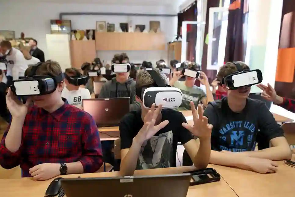 Osnovnoškolci uče povijest uz pomoć virtualne stvarnosti