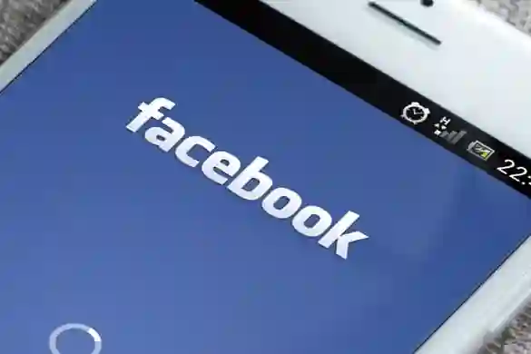 Facebook i dalje ruši rekorde na krilima mobilnih oglasa