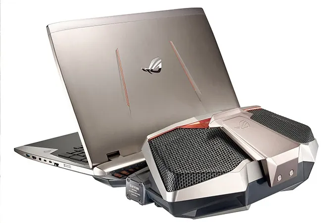 Asus ROG GX700 prvi je pravi gaming laptop s vodenim hlađenjem