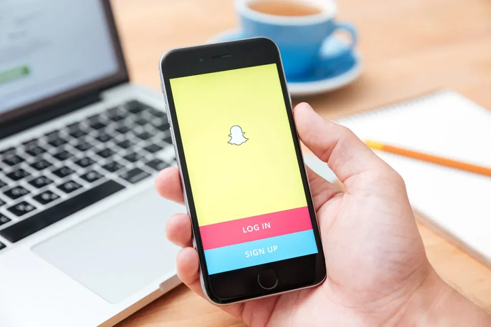Snapchat „otima“ mlađe korisnike Facebooku