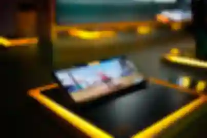 Stižu novi Poco pametni telefoni