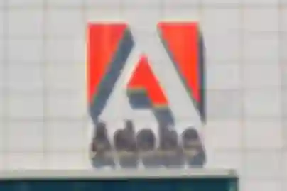 Adobe raste, prognoza ostaje oprezna