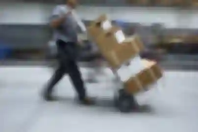 Paketi guraju rast poštanskog tržišta