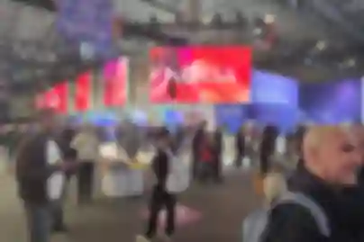 Nokia povećala prihode, dobit snažno pala