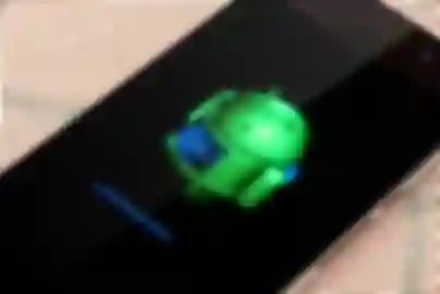 Google lansira Android 17 s Gemini Intelligence  AI ulazi u automobile, satove i naočale