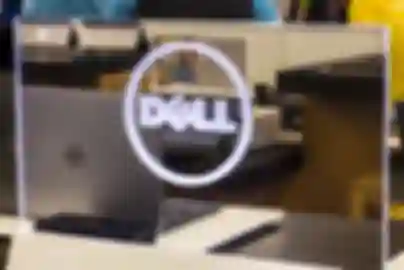 Dell gura agentnu umjetnu inteligenciju iz clouda prema lokalnoj infrastrukturi i radnom mjestu