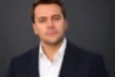 Suverenost nije odlazak od Microsofta. Bez mogućnosti izlaska nema suverenosti.