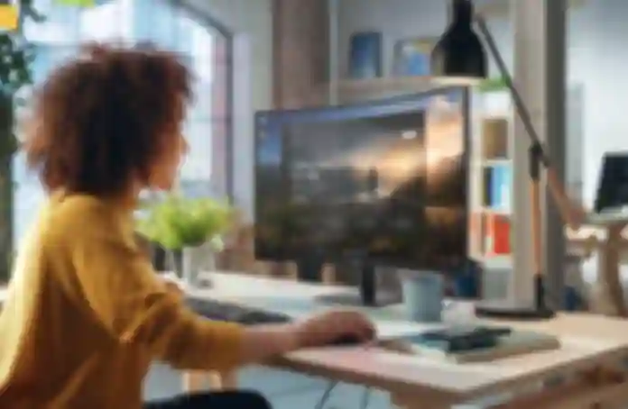 Philips predstavio nove zakrivljene monitore za rad od kuće i pristupačan gaming