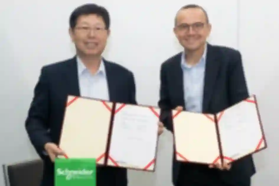 Schneider i Foxconn najavili stratešku suradnju vezanu uz AI razvoj