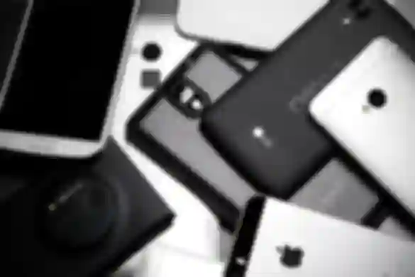 Malen rast mobilnog telefoniranja