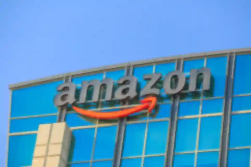 AWS prelazi na 150 milijardi dolara godišnjih prihoda i ističe da skuplja memorija dodatno gura korisnike prema oblaku