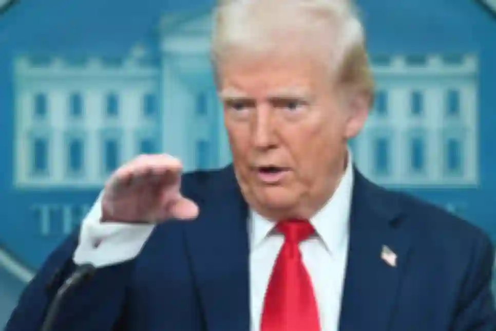Trump odbacuje pozive na usporavanje AI-ja