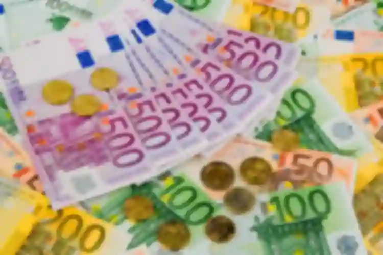 Combis implementirao samoposlužne mjenjačnice u Fini