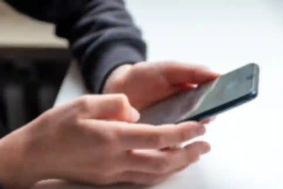 Sve veće poslovno korištenje SMS-a, RCS-a i OTT kanala potiče globalni procvat razmjene poruka