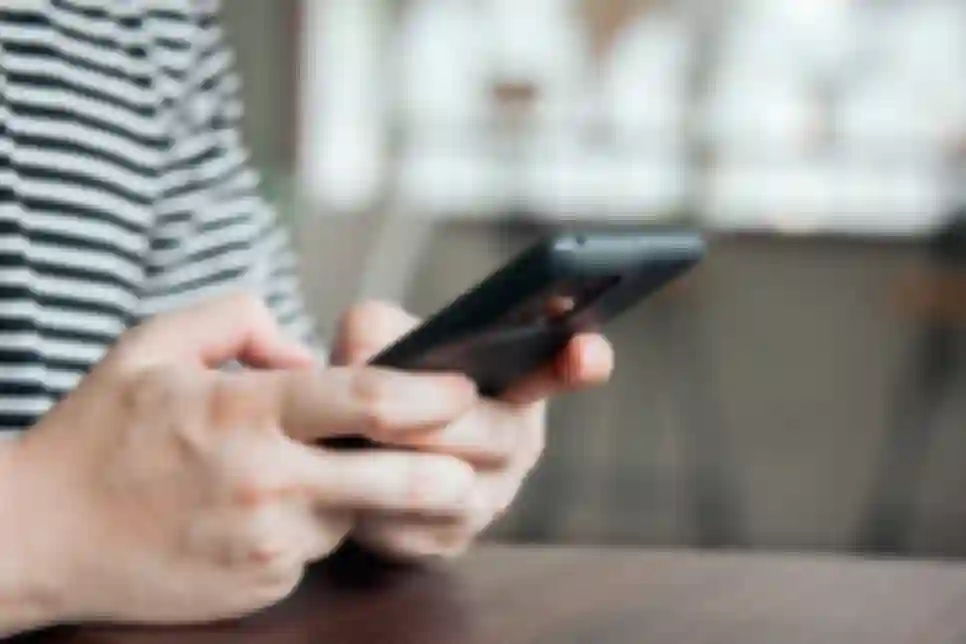 Mobilna baza raste, prihod od mobilne mreže zanemarivo povećan