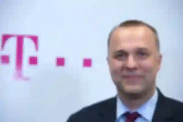 Europska komisija potvrdila odluke HAKOM-a u korist HT-a, Optime, Iskona