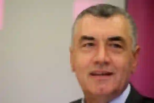 HT preuzima upravljanje Optima Telekomom