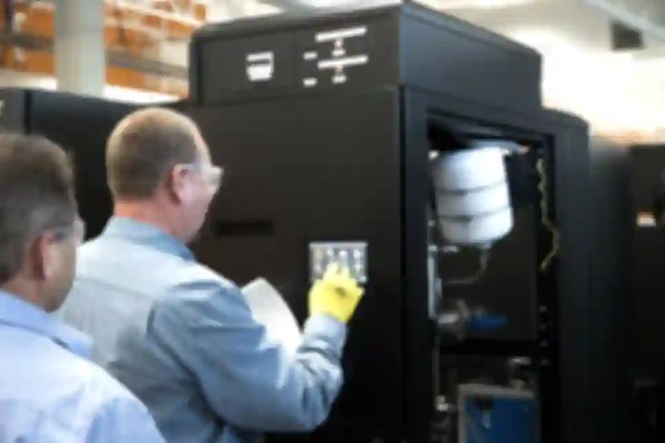 Vertiv predstavlja globalno dostupan portfelj usluga tekućeg hlađenja za podršku sustavima umjetne inteligencije i računalnim aplikacijama visoke gustoće