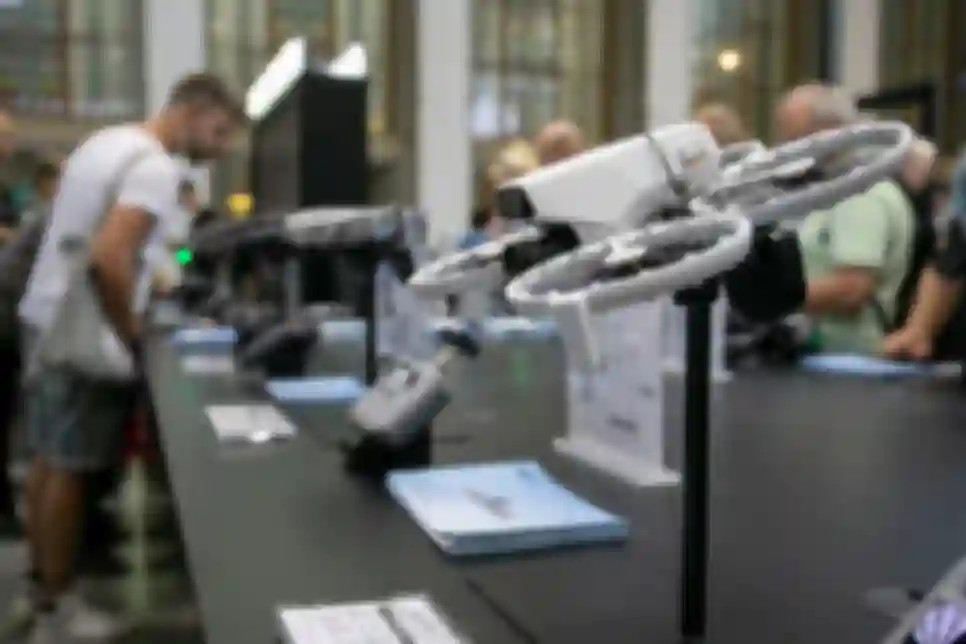 AI, autonomija i usluge otvaraju više od 125 milijardi dolara prilika u industriji dronova