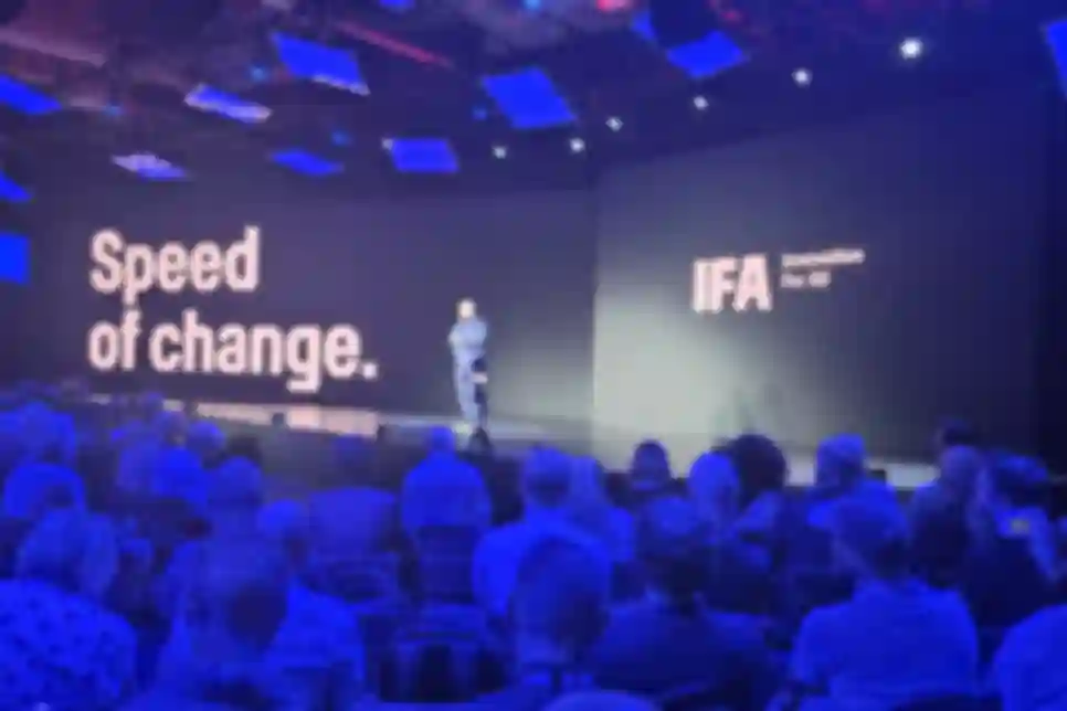 AI i robotika preuzimaju IFA-u