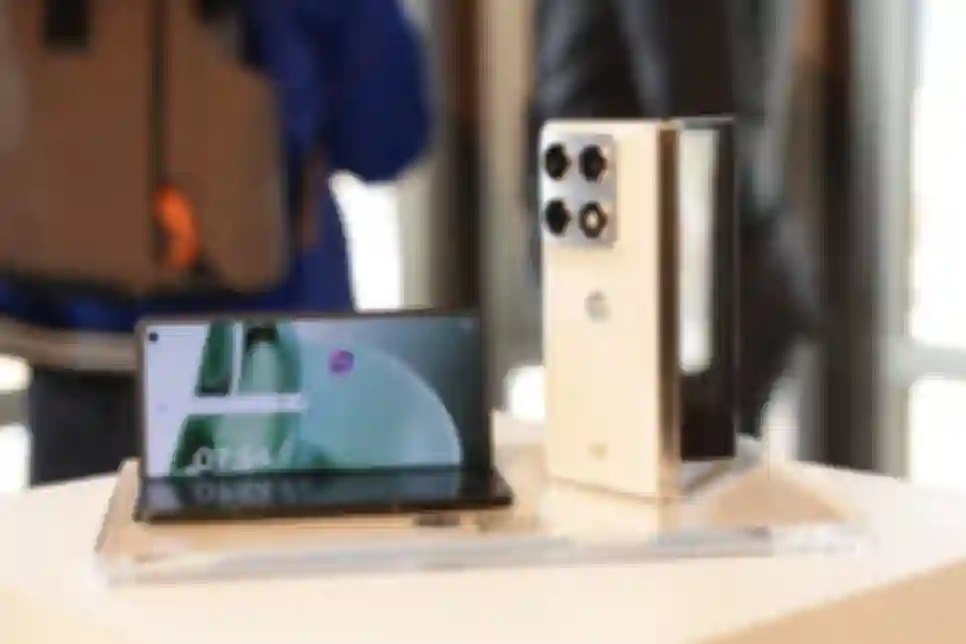 Motorola Razr Fold donosi novu generaciju preklopnih flagship uređaja