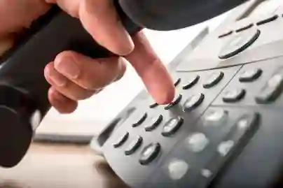Nastavak pada prihoda od fiksne telefonije