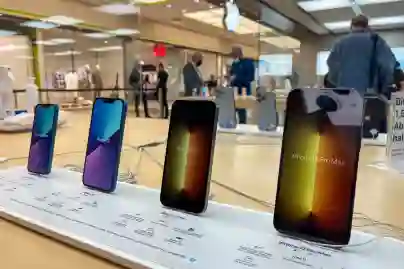 Trumpov savjetnik umanjuje značaj najavljenih carina na iPhone