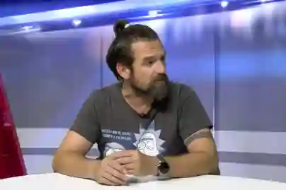 ICT na Ti:  Nosiva tehnologija od motivacije do medicinske revolucije