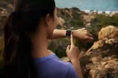 Nova Huawei Watch Fit 4 serija donosi profesionalne outdoor sportske značajke u elegantnom dizajnu, a dolazi uz odličan poklon