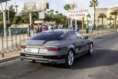 Audi na CES 2015 stigao sa samovozećim A7 prototipom