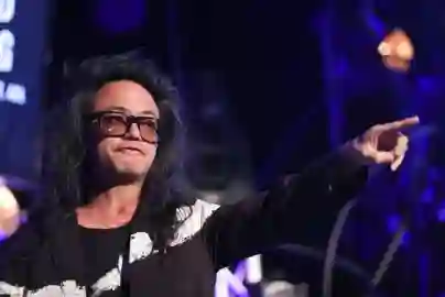 Nekonvencionalni futurist David Shing na Danima komunikacija o budućnosti AI-ja, kreativnosti i – prilikama u kaosu