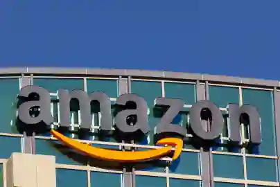 Amazon opovrgava navode o prikazivanju carinskih troškova