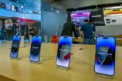 Apple šalje 1,5 milijuna iPhonea iz Indije prije novih carina