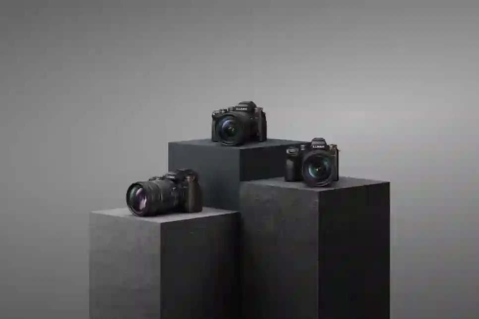 Panasonic predstavlja dva nova bezzrcalna fotoaparata punog kadra