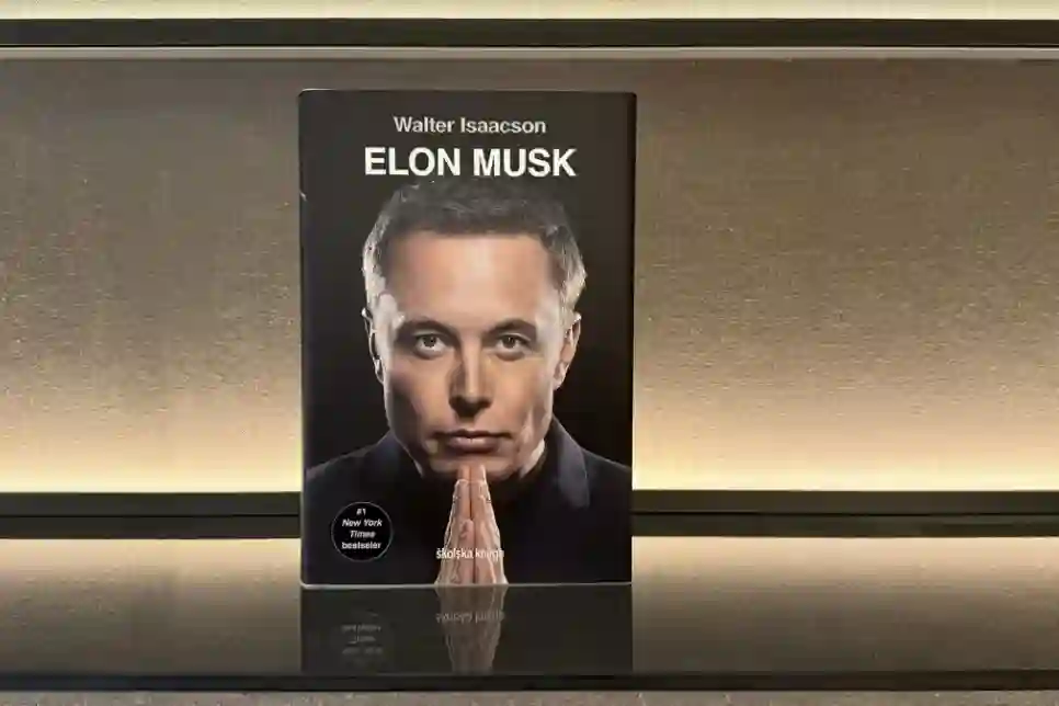 Na hrvatsko tržište stigla Isaacsonova biografija o Elonu Musku