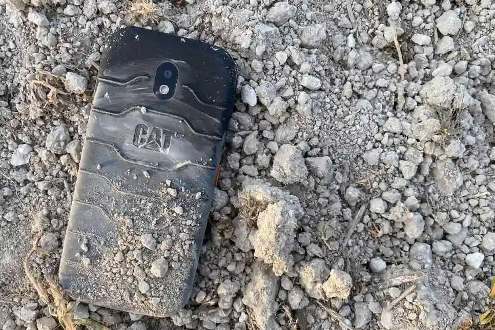 Predstavljen Cat S42 novi telefon za teške zadatke