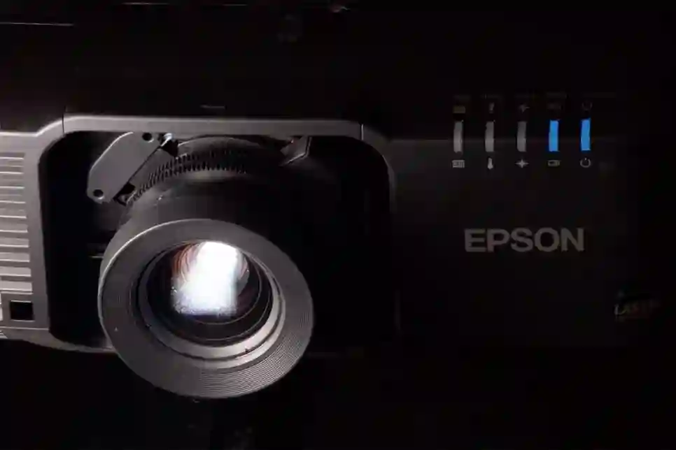Epson otkriva najnoviju generaciju visoko lumenskih 3LCD projektora