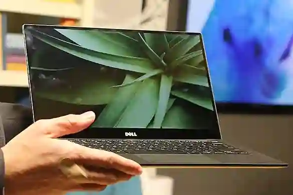 Dell će na CES 2017 predstavlja novi konvertibilni laptop XPS 13