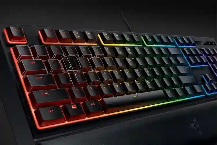 IFA 2016: Razer predstavio mehaničku gaming tipkovnicu Ornata