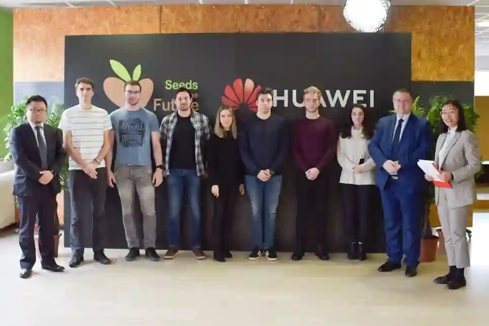 Osam studenata završilo Huaweijev Seeds for the Future program