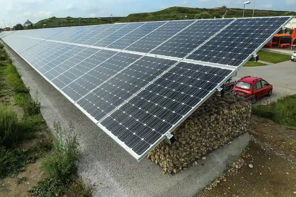 Posebni japanski solarni panel generira više energije nego 20 nuklearnih elektrana