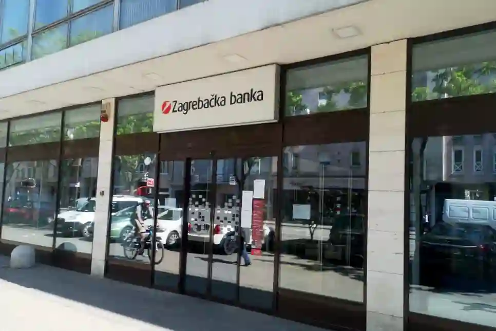 Više od 70 posto klijenata Zagrebačke banke koristi usluge putem digitalnih kanala