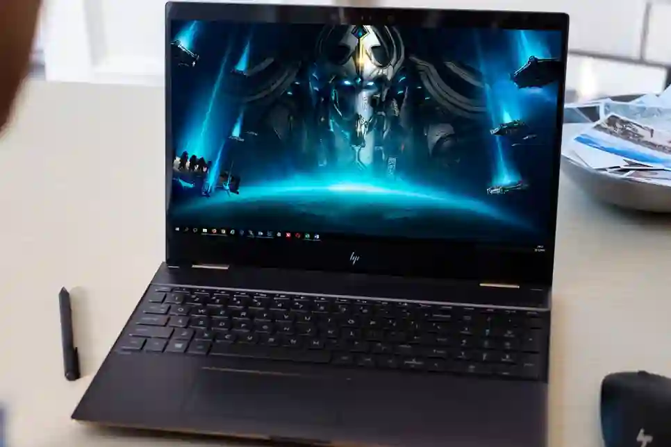 Treba li laptop biti stalno spojen na struju?