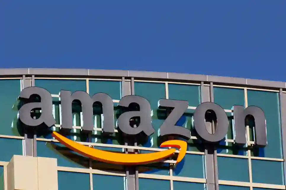 Amazon opovrgava navode o prikazivanju carinskih troškova