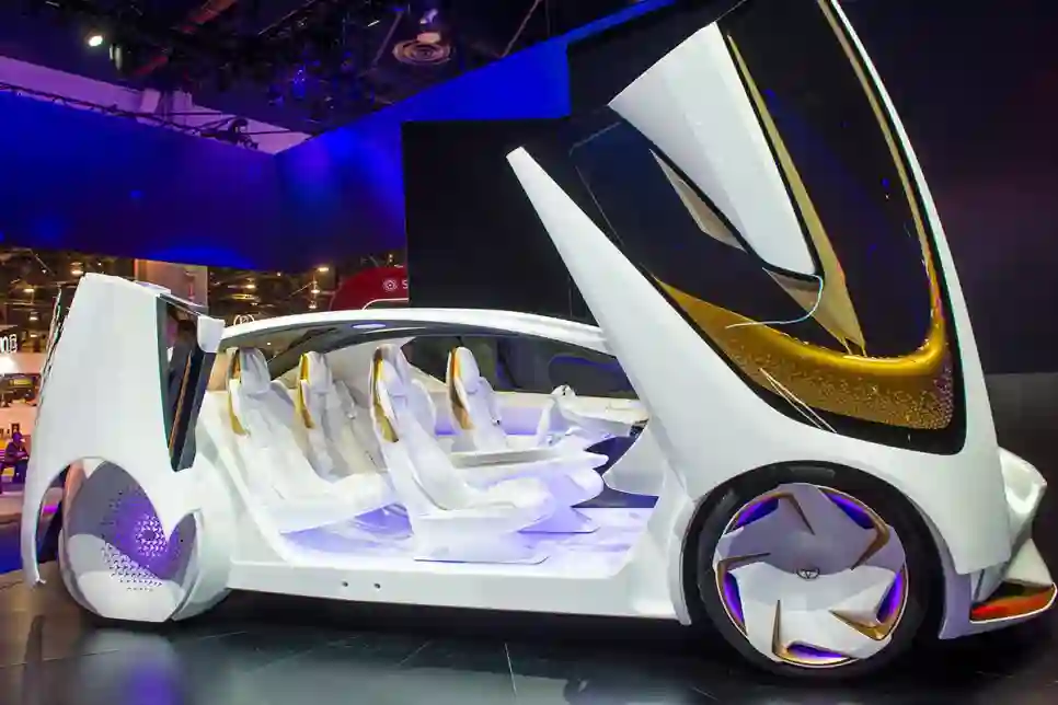Dijeljena mobilnost i automatizacija preoblikovat će autoindustriju do 2030.