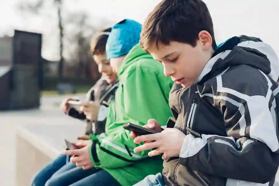 Kako zaštititi djetetov mobitel – vodič za roditelje