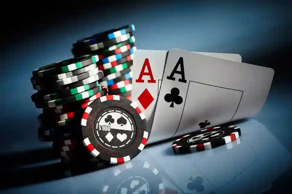 Online poker umire