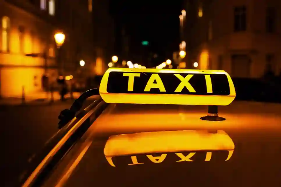 Uber kao taxi, taxi kao Uber